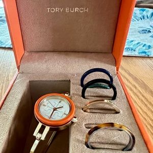 Tory Burch GIGi bangle watch set